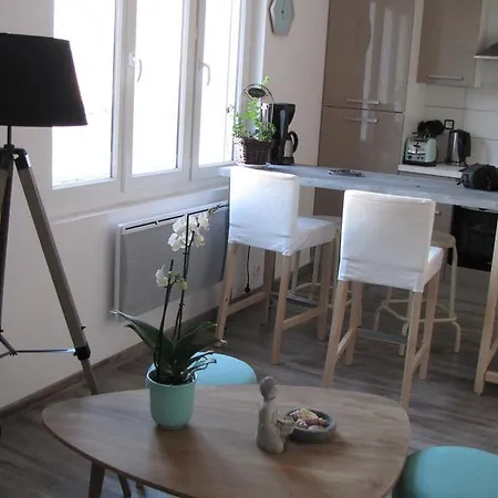 Route Saint Martin Apartment *